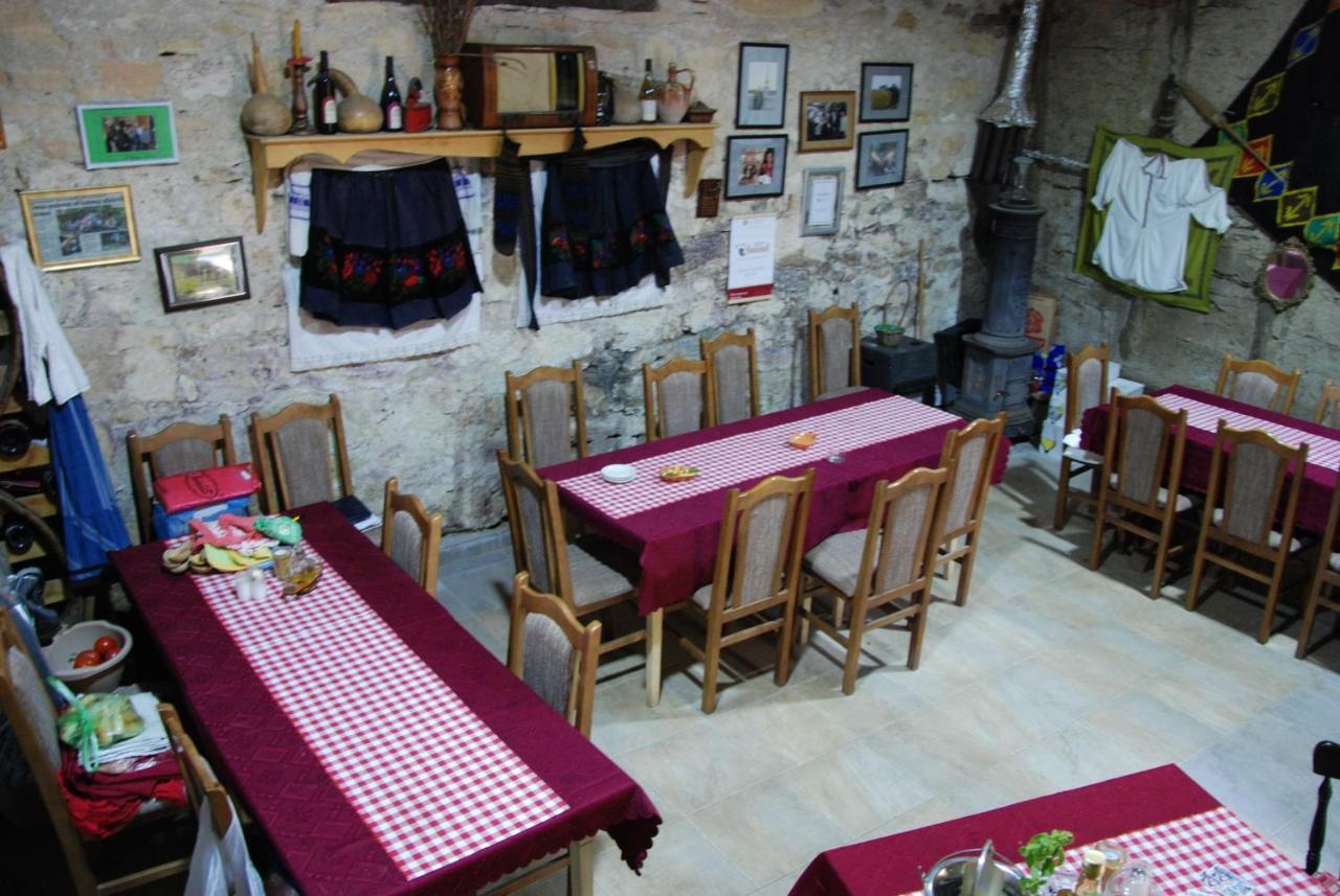 "Pivnica I Smestaj Jovanovic"- Rogljevacke Pivnice Rogljevo Exterior foto